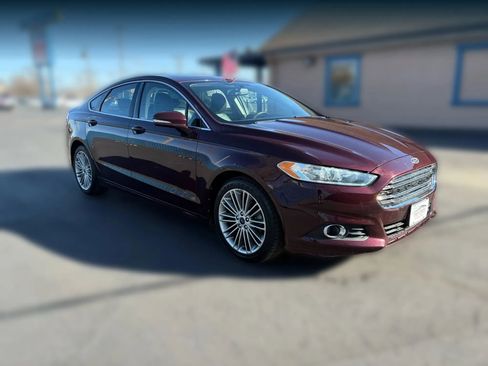Used 2013 Ford Fusion SE image 9