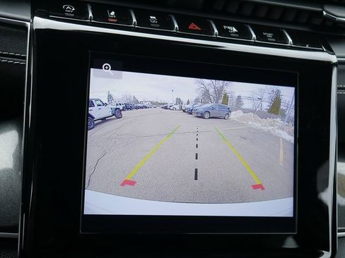 Used 2023 Jeep Grand Cherokee L Laredo image 20