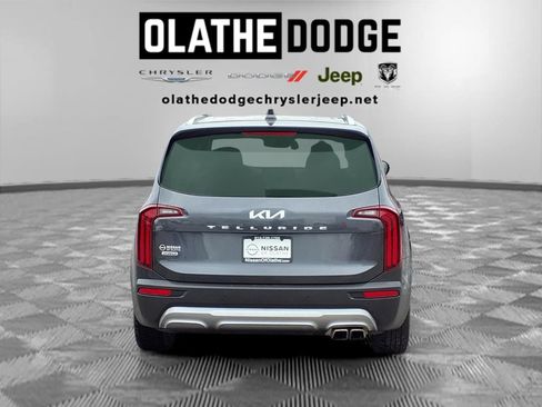Used 2022 Kia Telluride SX w/ SX Prestige Package AWD/4WD image 32