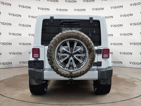 Used 2013 Jeep Wrangler Unlimited Sahara w/ Connectivity Group image 4