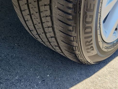 Used 2024 Toyota Camry LE image 31