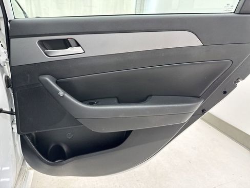 Used 2019 Hyundai Sonata SEL w/ Cargo Package image 10