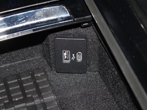 Used 2023 Lincoln Corsair Reserve w/ Equipment Group 201A AWD/4WD image 43
