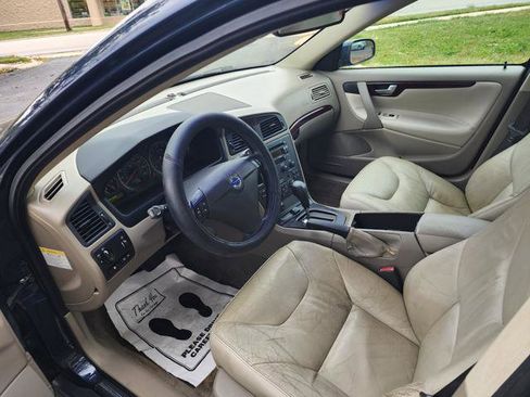 Used 2004 Volvo S60 2.4 image 13