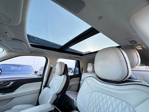 Used 2023 Lincoln Navigator Black Label AWD/4WD image 40