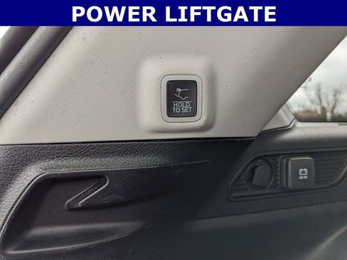 Used 2022 Jeep Grand Cherokee Limited image 18