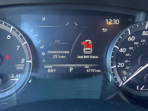 Used 2021 Toyota Highlander Platinum image 2