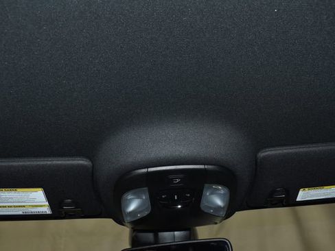 New 2026 Jeep Compass Limited image 18