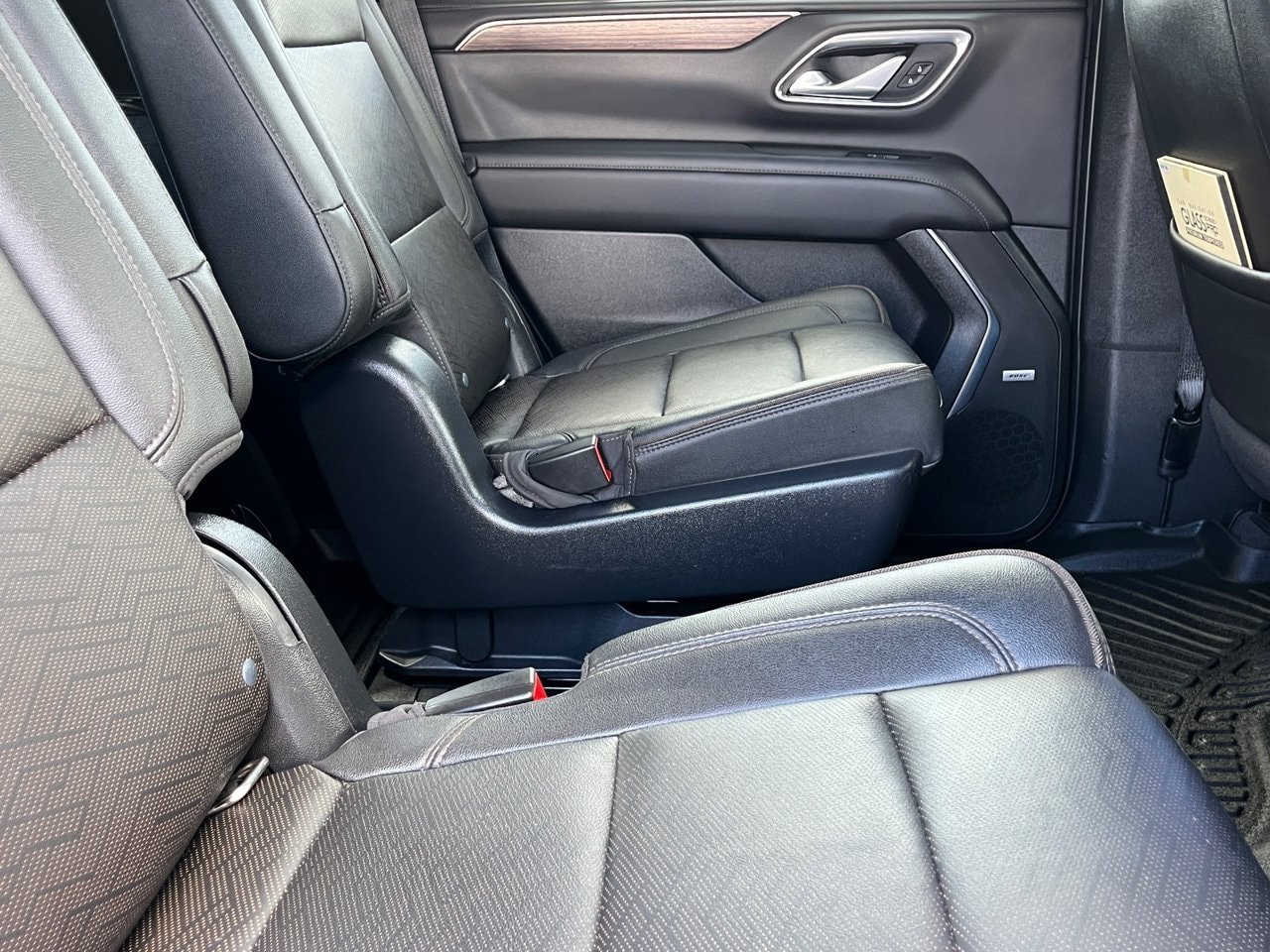 Used 2022 Chevrolet Tahoe High Country w/ LPO, Illumination Package AWD/4WD image 11