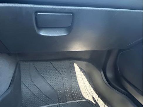 Used 2019 Chevrolet Malibu LT image 18