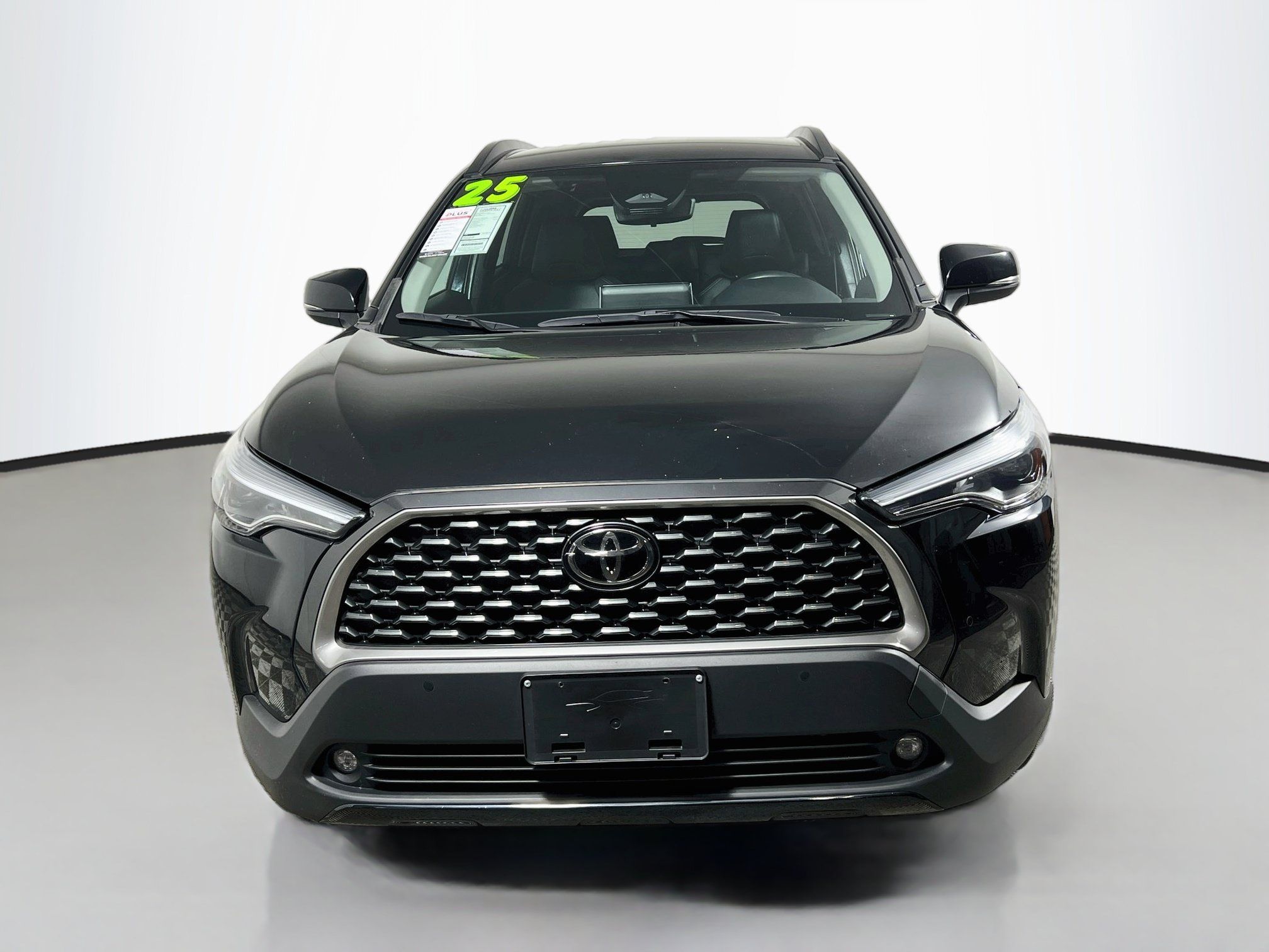 Used 2025 Toyota Corolla Cross XLE AWD/4WD image 11