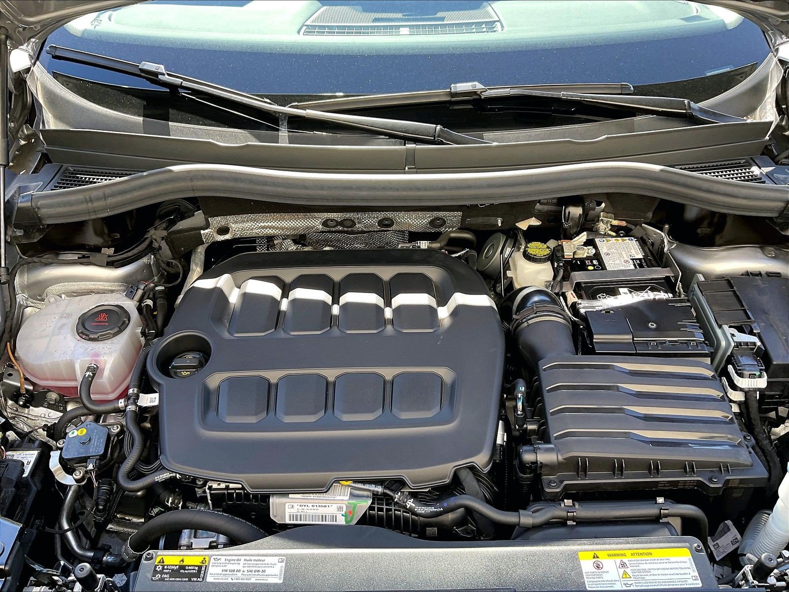 Certified 2025 Volkswagen Tiguan S FWD image 8