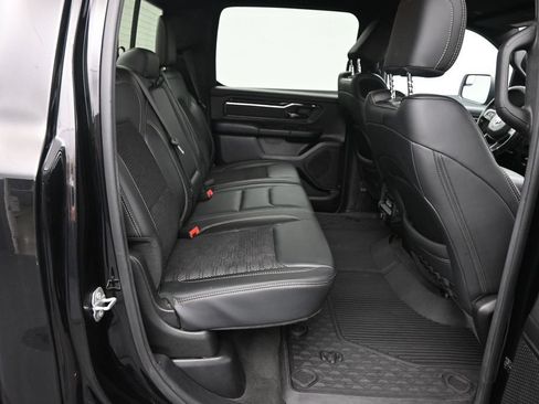 Used 2020 RAM 1500 Big Horn w/ Built-to-serve Edition AWD/4WD image 13