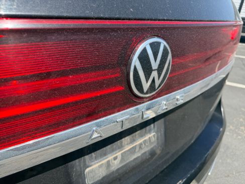 Used 2025 Volkswagen Atlas SE FWD image 23