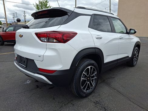 New 2026 Chevrolet TrailBlazer LT AWD/4WD image 3