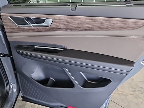 New 2026 Volkswagen Atlas SEL AWD/4WD image 15