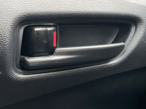 Used 2025 Toyota Corolla LE FWD image 12