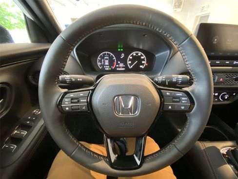 New 2025 Honda HR-V Sport image 11