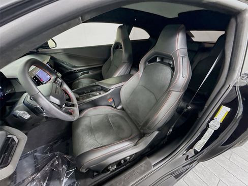 Used 2024 Dodge Charger Scat Pack w/ Plus Group image 2