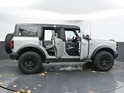 Used 2021 Ford Bronco Wildtrak image 62