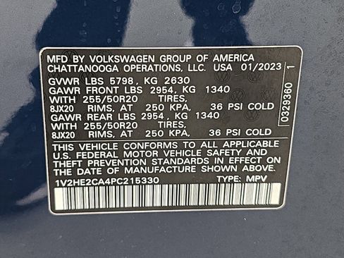 Used 2023 Volkswagen Atlas Cross Sport SE image 35