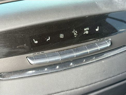 Used 2021 Cadillac Escalade Sport w/ Driver Assist Tech Package image 21