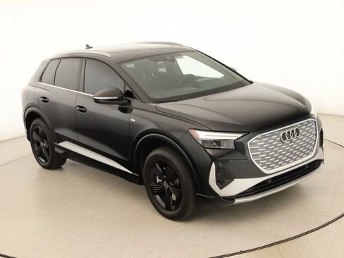 Certified 2024 Audi Q4 e-tron Premium Plus AWD/4WD image 37