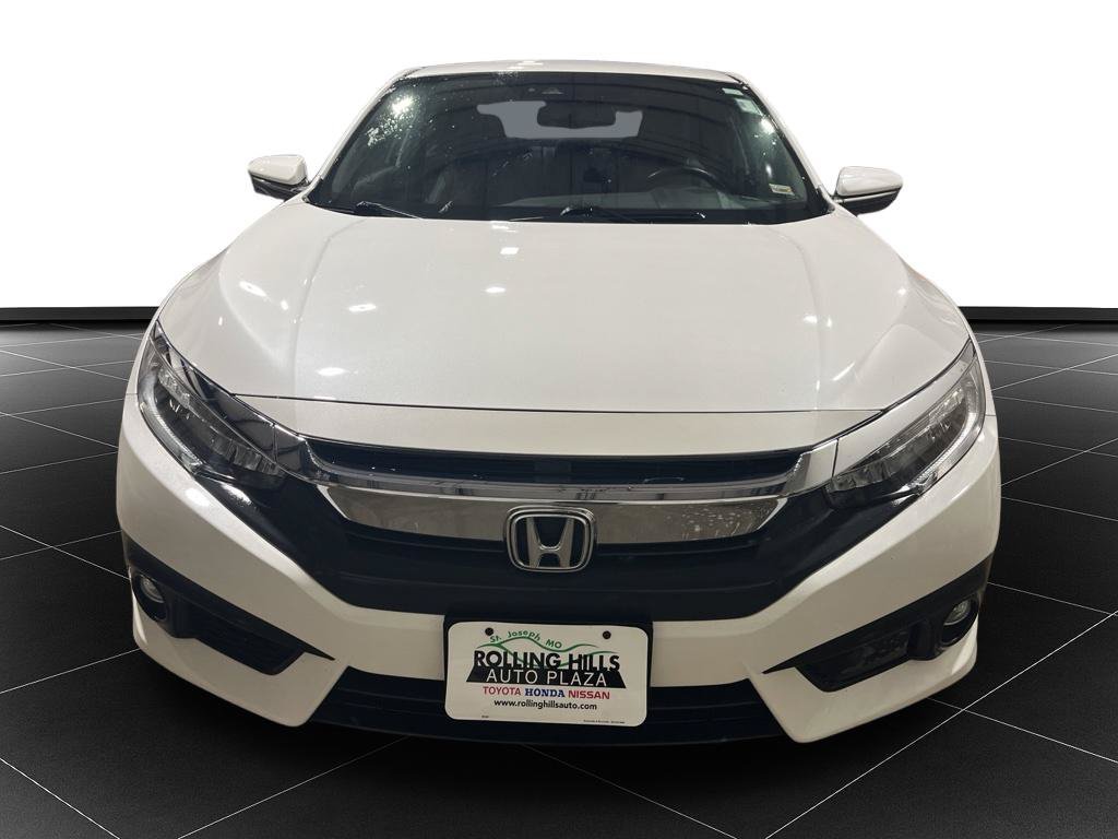 Used 2018 Honda Civic Touring image 7
