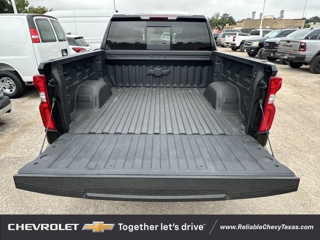 Used 2025 Chevrolet Silverado 1500 RST AWD/4WD image 30