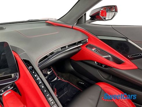 Used 2024 Chevrolet Corvette Stingray Preferred Conv w/ Z51 Performance Package RWD image 40