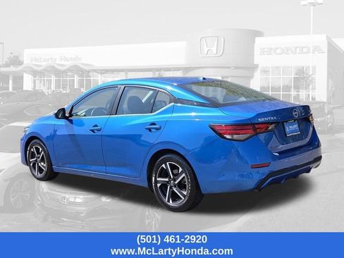 Used 2024 Nissan Sentra SV FWD image 3
