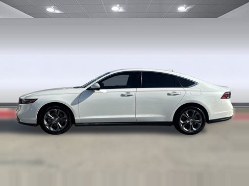 Used 2023 Honda Accord EX image 2
