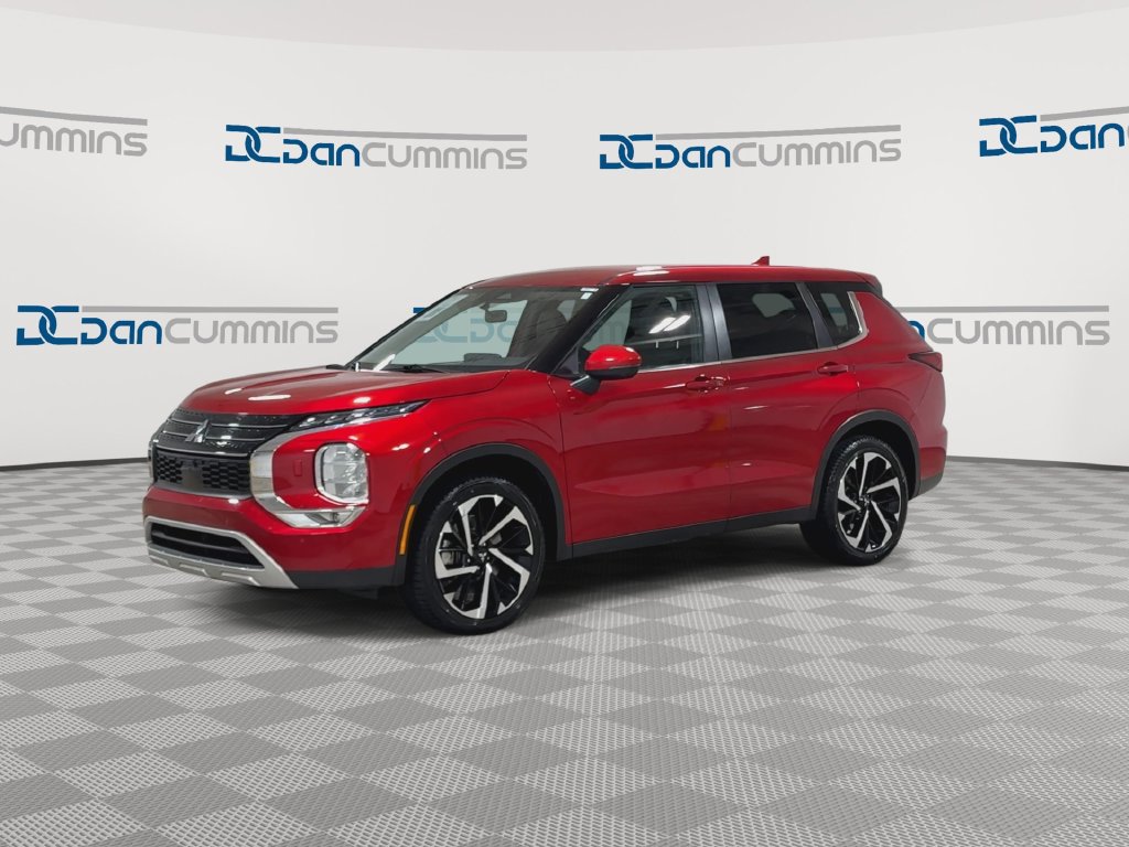 Used 2024 Mitsubishi Outlander SE Black Edition AWD/4WD image 4
