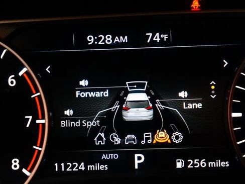 Certified 2025 Nissan Rogue SV AWD/4WD image 17
