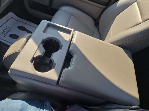 Used 2017 Ford F250 XL w/ Snow Plow Prep Package image 19