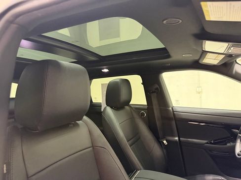 Used 2024 Land Rover Range Rover Evoque S AWD/4WD image 44
