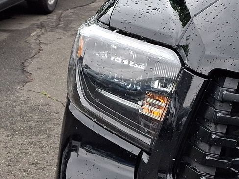 Used 2021 Toyota Tundra TRD Pro AWD/4WD image 9