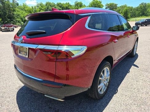 Used 2023 Buick Enclave Premium w/ Experience Buick Package FWD image 5
