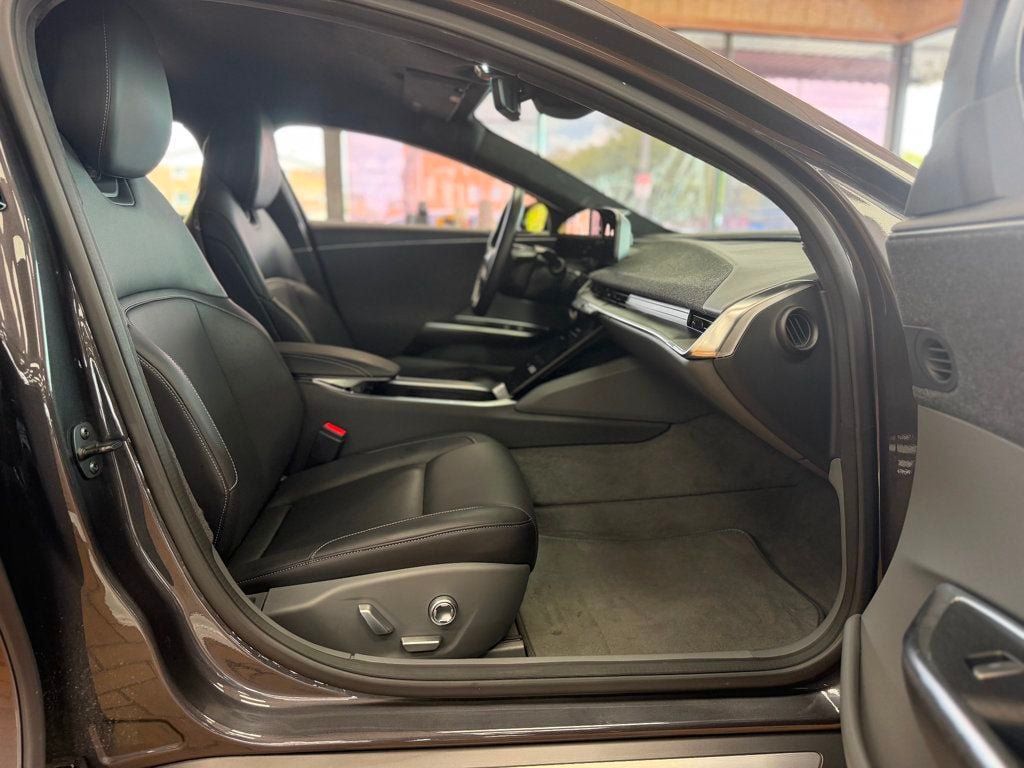 Used 2023 Lucid Air Pure AWD/4WD image 25