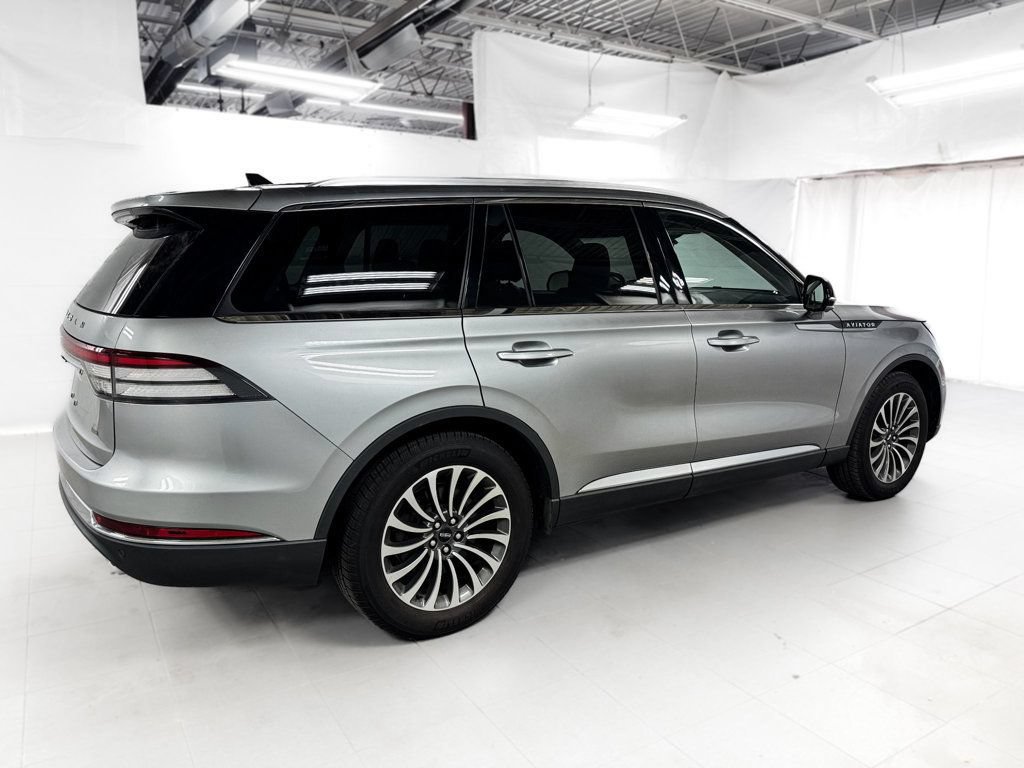 Used 2022 Lincoln Aviator Reserve w/ Elements Package Plus AWD/4WD image 7
