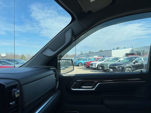 Certified 2024 Chevrolet Silverado 1500 LT image 18