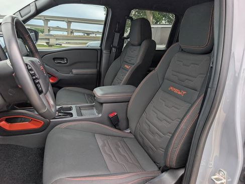 Used 2024 Nissan Frontier Pro-X w/ Tow Package image 24