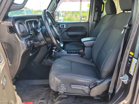Used 2022 Jeep Wrangler Unlimited Sport w/ Sun And Sound Package AWD/4WD image 20