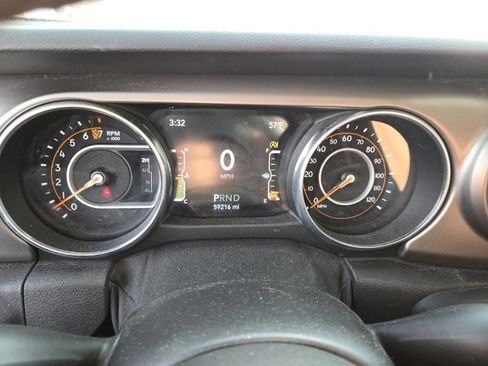 Used 2020 Jeep Gladiator Sport w/ Quick Order Package 24S image 7