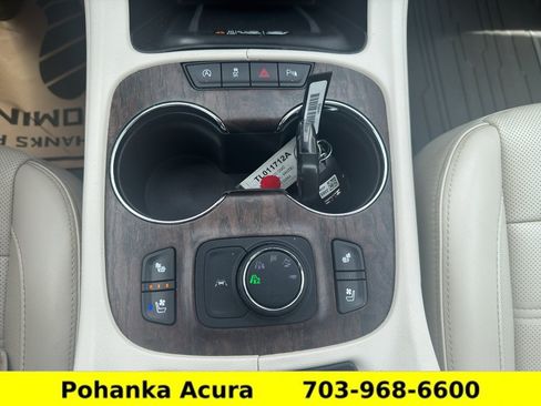 Used 2020 GMC Acadia Denali w/ Denali Ultimate Package AWD/4WD image 15