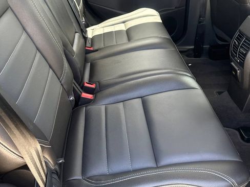 Used 2015 Ford Escape Titanium FWD image 22