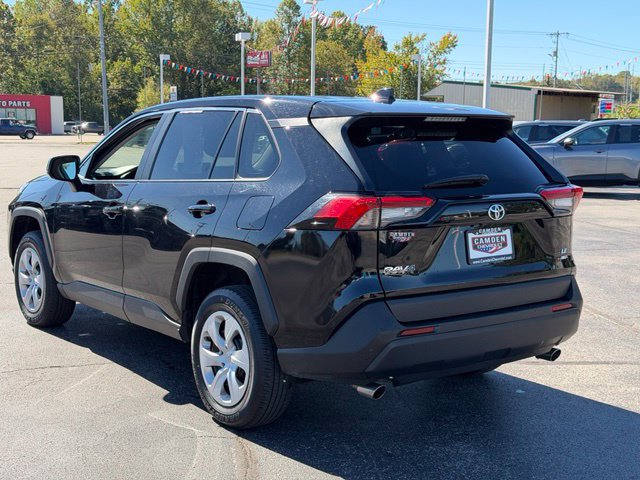 Used 2025 Toyota RAV4 LE AWD/4WD image 11