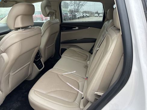 Used 2019 Lincoln Nautilus Reserve w/ Driver Assistance Package image 19