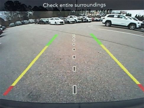 Used 2021 Jeep Cherokee Latitude Lux w/ Comfort/Convenience Group image 29