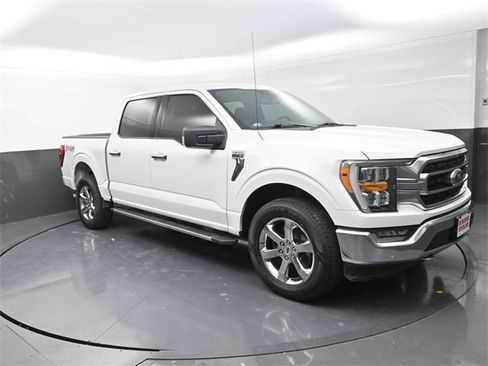 Used 2021 Ford F150 XLT w/ Equipment Group 302A High image 9